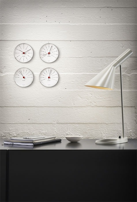 Produktbild Rosendahl Arne Jacobsen Bankers Wanduhr (48 cm)