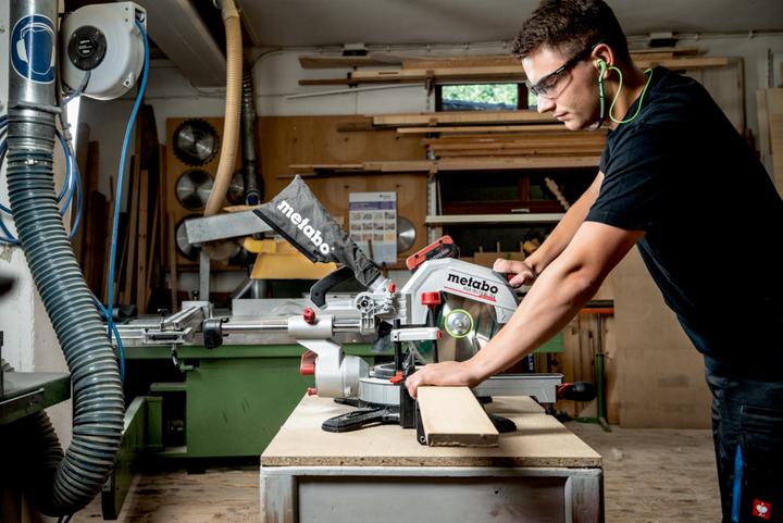 Produktbild Metabo KGS 18 LTX BL 254