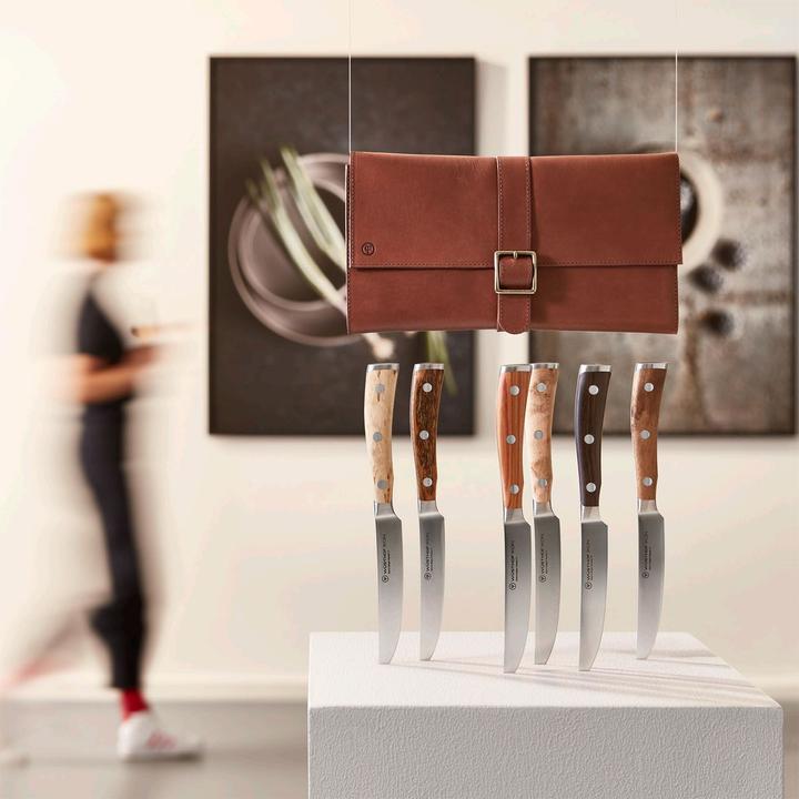 Actual product image Wüsthof Ikon Steak Knife Set with Leather Case (1 Piece, Knife)
