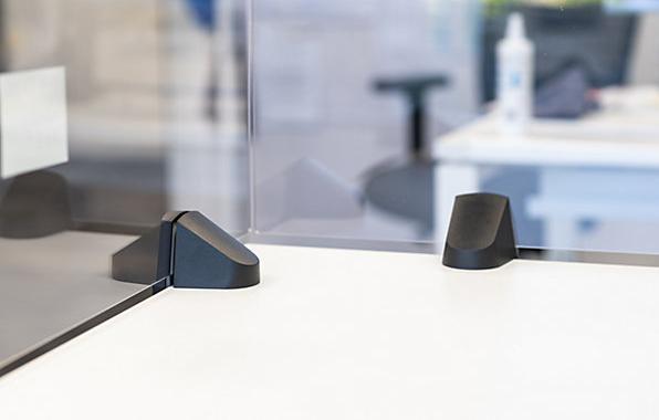 Produktbild smiT Tischtrennwand für Einzelarbeitsplatz