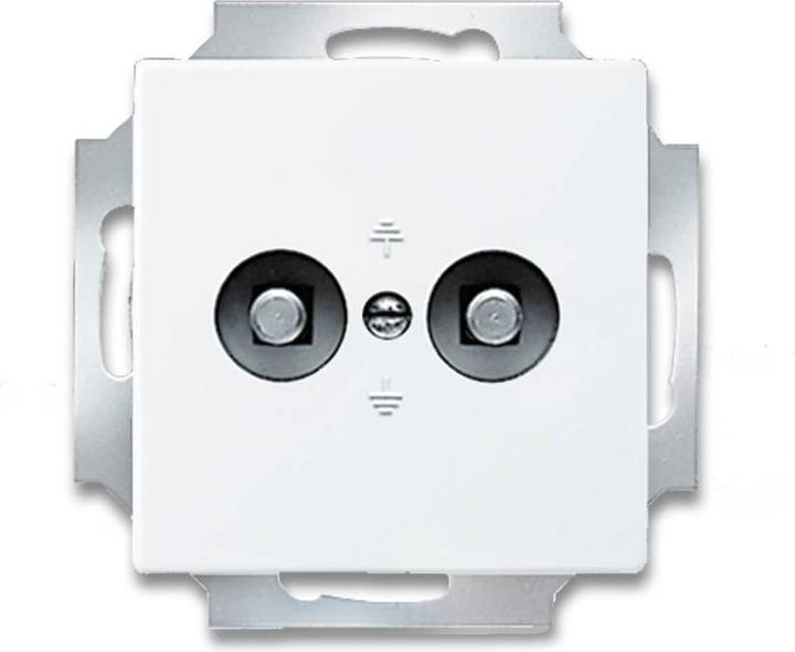 studio white RAL number (similar) 9016