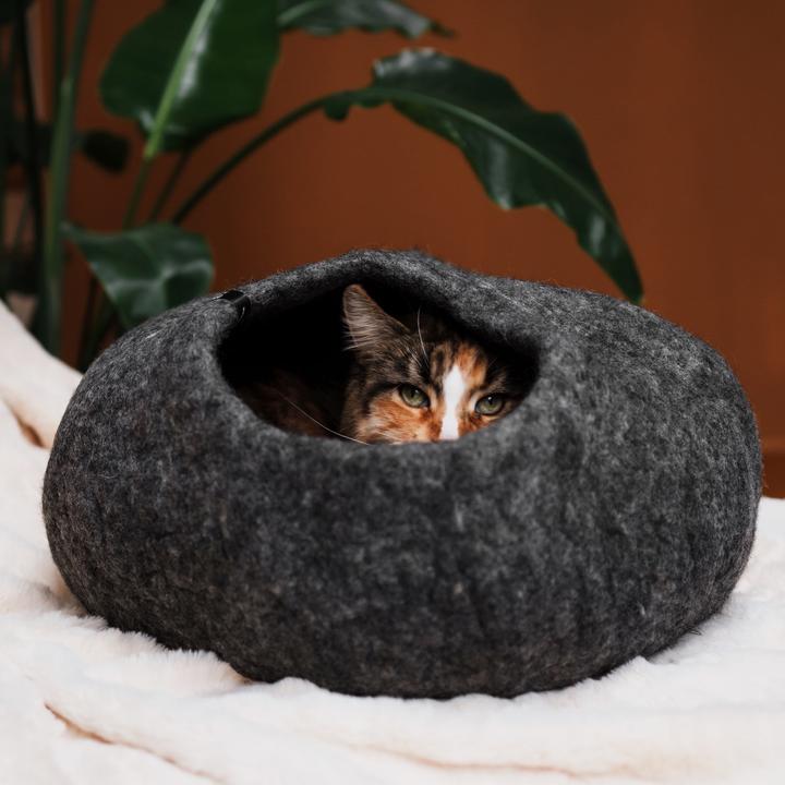 Produktbild LucyBalu PEBBLE KatzenhÃ¶hle aus Filz (Katze)