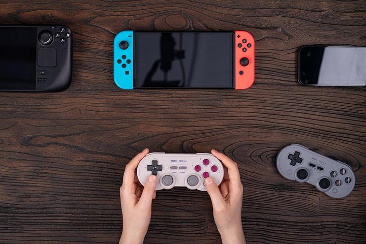 Actual product image 8bitdo SN30 Pro (Switch, Windows, Mac, Android)