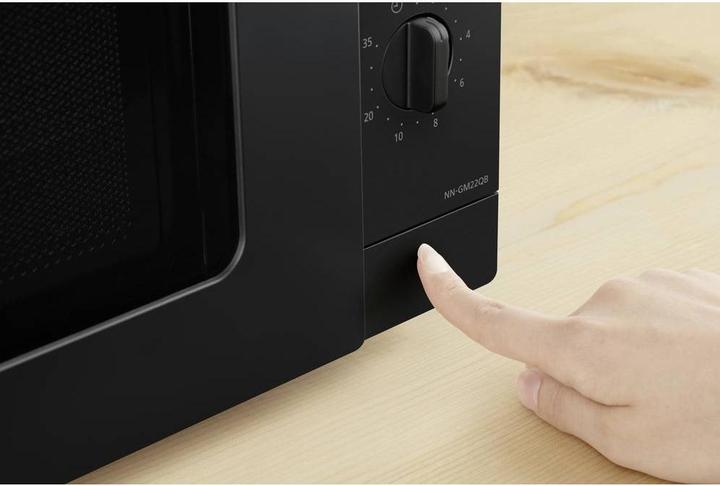 Actual product image Panasonic NN-GM22QBEPG (20 l)