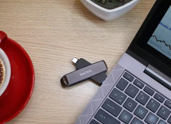 Produktbild SanDisk Extreme PRO Dual Drive (512 GB, USB 3.2 Gen 2)