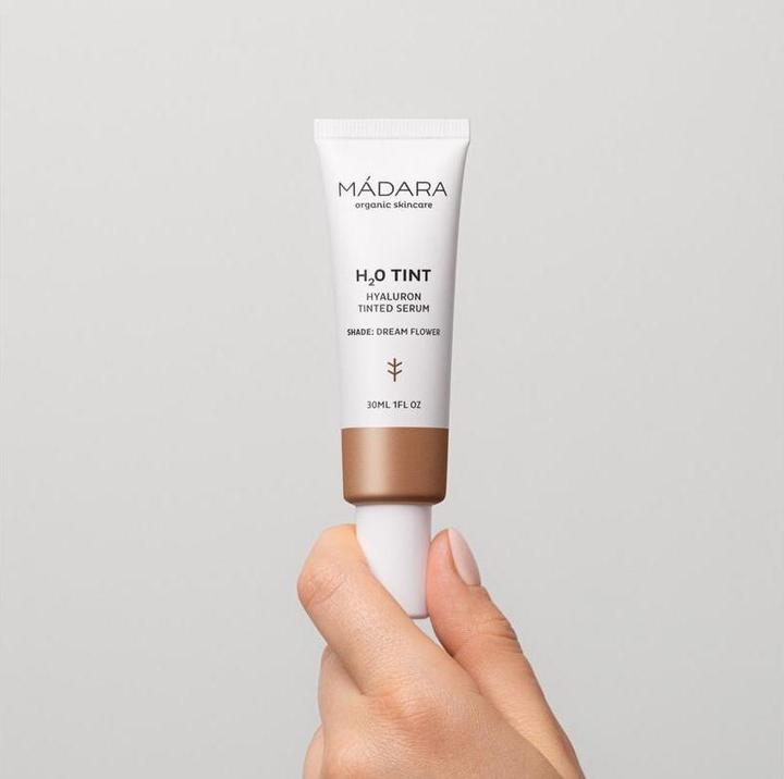 Actual product image Madara MÃDARA - Hyaluronic tinting serum H20 Tint (Tinted Serum) 30 ml - Shade: 5 Dream Flower (30 ml)