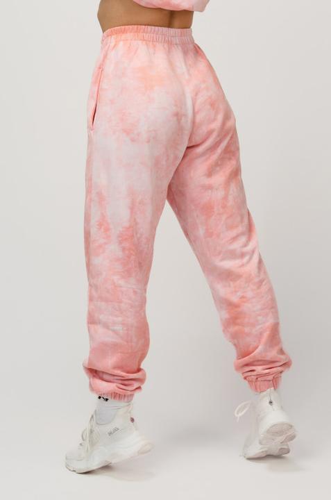 Actual product image Nebbia Re-fresh Women's Sweatpants 590 pink (L)