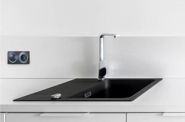 Produktbild Fibaro teckdose Walli Outlet Type E mit Repeaterfunktion zur Steuerung elektrischer Gerte schwarz