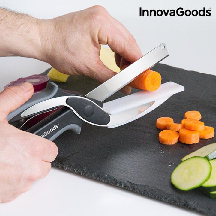 Actual product image InnovaGoods Scissor knife with integrated mini cutting board Scible