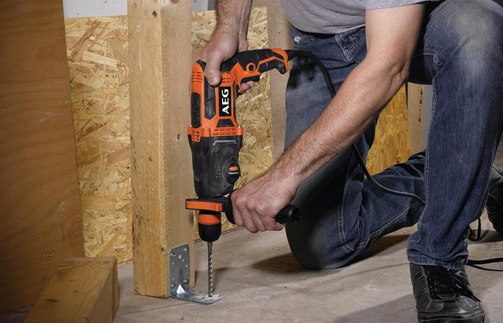 Actual product image AEG Combination hammer