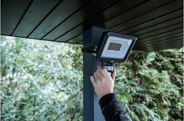 Image du produit Brennenstuhl Jaro 4060 P (3450 lm)