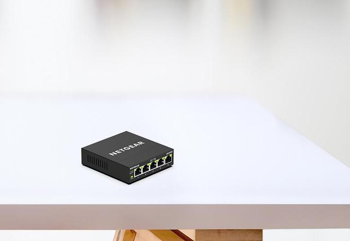 Produktbild Netgear GS305E (5 Ports)