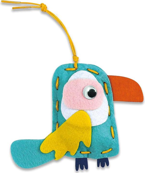 Actual product image Avenir Sewing kit safari animals