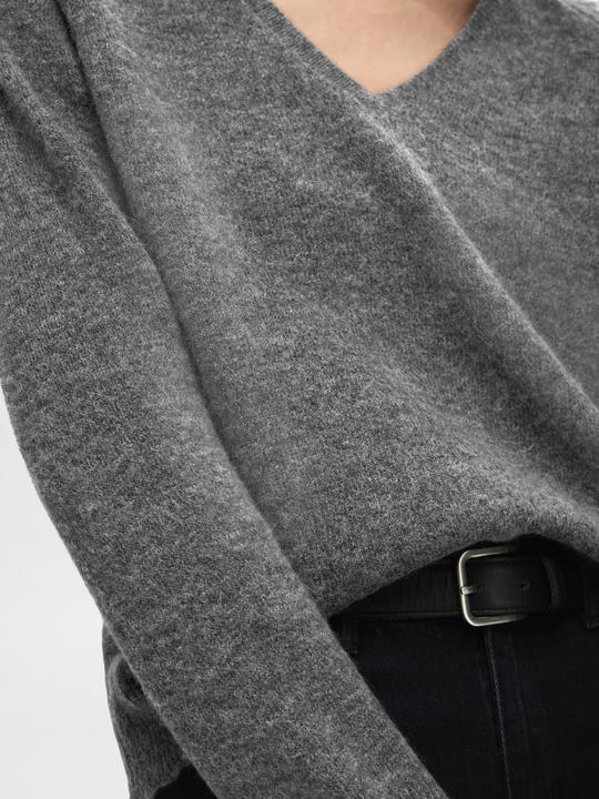Actual product image Selected Femme V-neck knit jumper (XS)