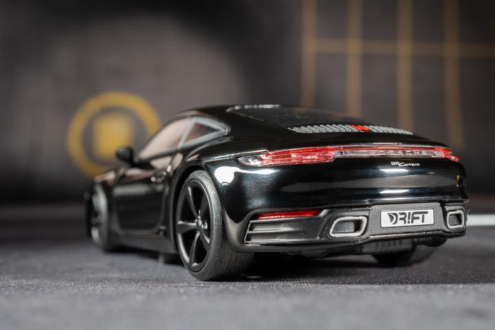 Immagine prodotto Sturmkind DRIFT Racer Serie Classica Porsche 911 Carrera (992)