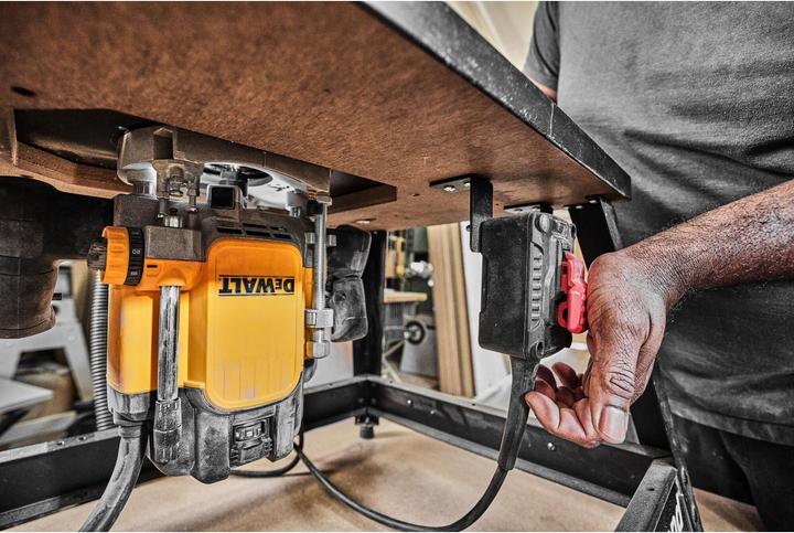 Produktbild DeWalt Oberfräse