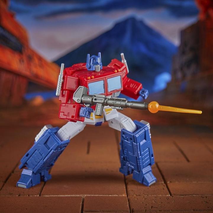 Produktbild Hasbro The Transformers: The Movie Generations Studio Series Commander Class Actionfigur Optimus Prime 18 c
