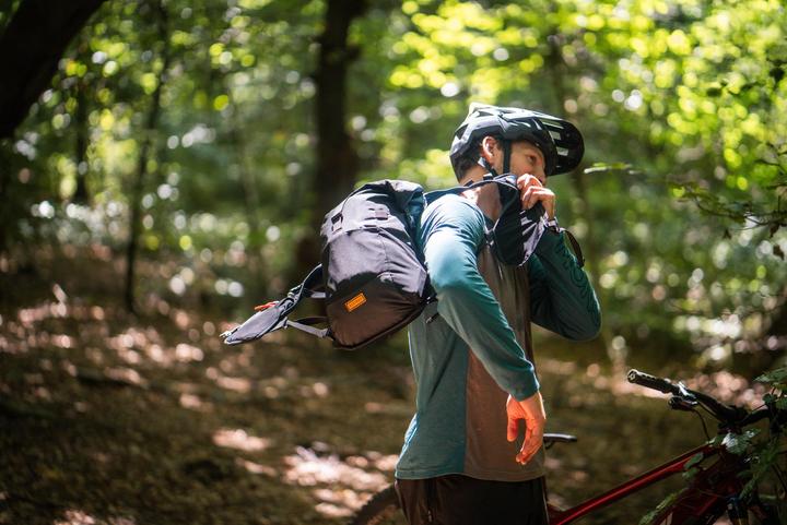 Produktbild Restrap Rolltop Hydration Vest S/M (M, S)