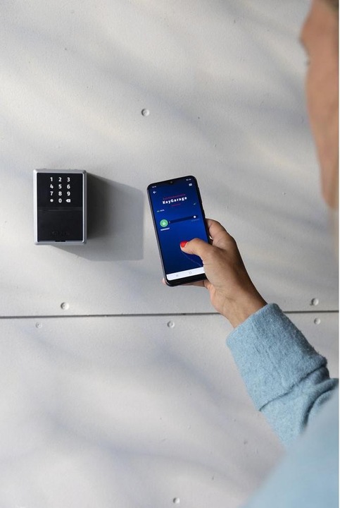 Actual product image Abus KeyGarage 787 Smart Bluetooth for wall mounting