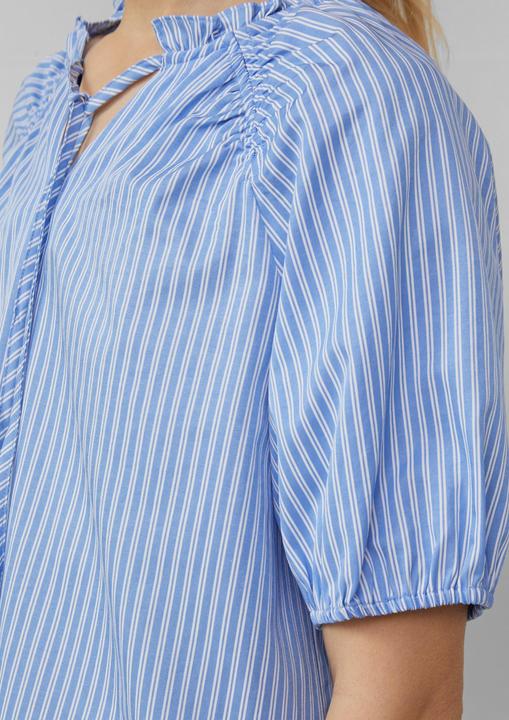 Produktbild S.Oliver Bluse Bluse im Relaxed Fit mit Rüschenkragen (46)