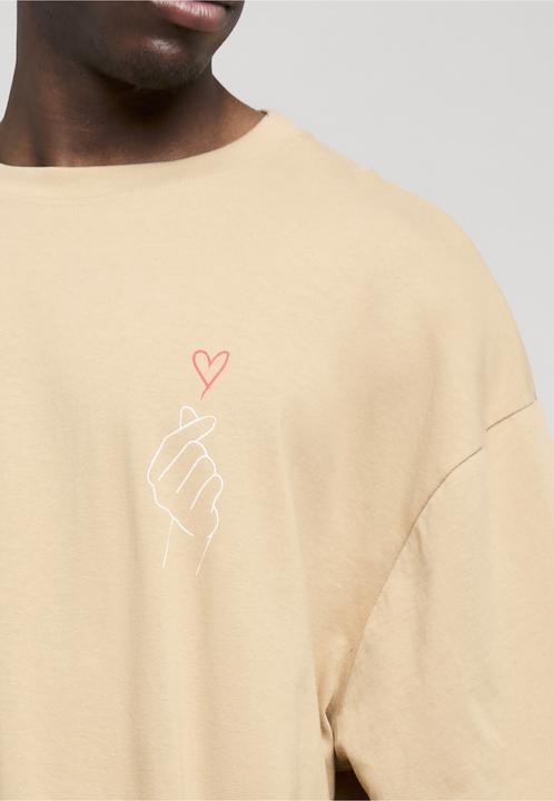 Actual product image Merchcode K Heart Huge Tee - 116837 (XL)