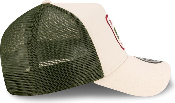 Produktbild New Era Adjustable A-Frame Trucker Cap - RETRO PATCH beige