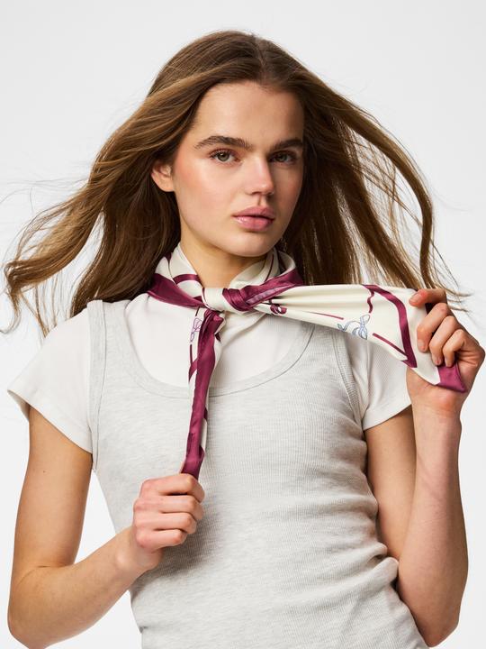 Produktbild Pieces PCBAMBI QUADRAT Schal