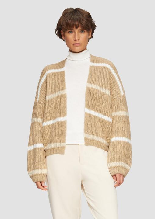 Actual product image S.Oliver Strickjacke Kurzer Cardigan mit überschnittenen Schultern (38)