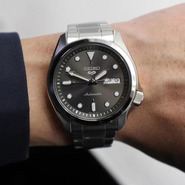 Image du produit Seiko 5 Sports (Montre analogique, 40 mm)