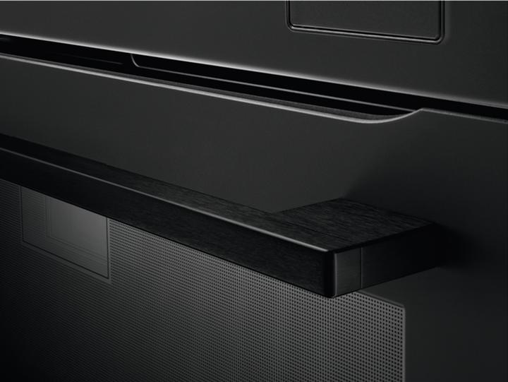 Actual product image AEG 9000 SteamPro® / built-in compact oven / WLAN-enabled / steam cleaning / Matt Black KSK898230T