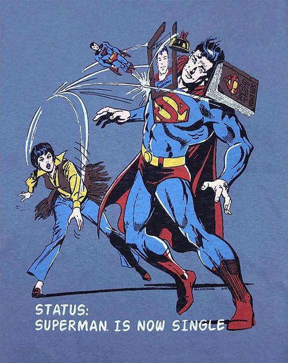 Produktbild Junk Food Superman Is Now Single Tshirt (L)