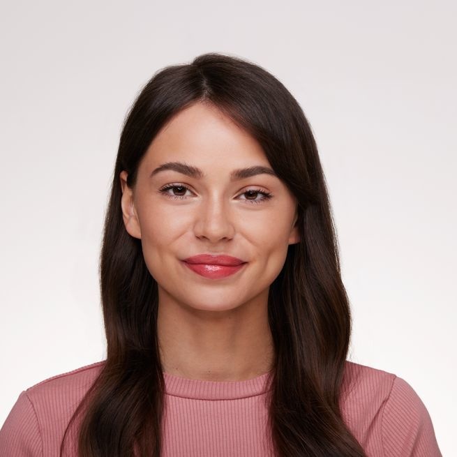 Image du produit essence stick à lèvres hydratant nude (303 Délicat)