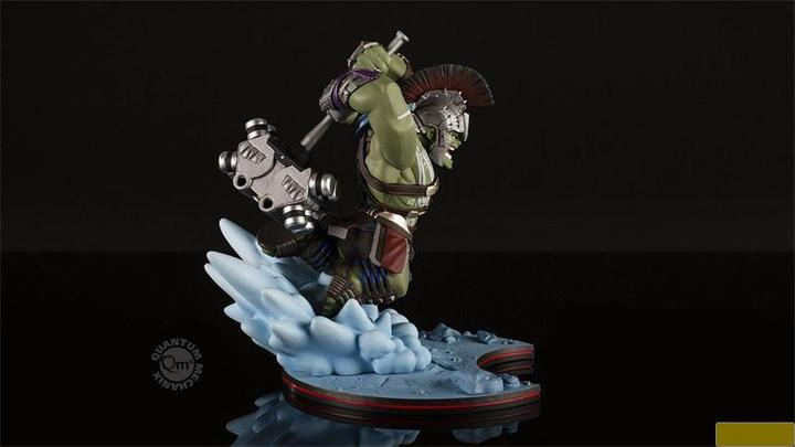 Actual product image Quantum Mechanix Thor Ragnarok diorama Q-Fig MAX Hulk 18 x 14 cm