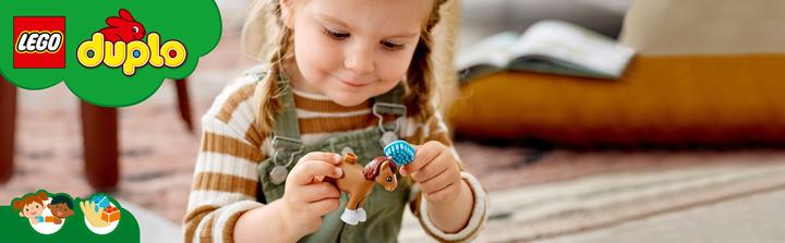 Actual product image LEGO Horse stable and pony care (10951)