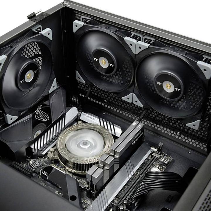 Image du produit Thermaltake TOUGHFAN 12 (120 mm, 1 x)