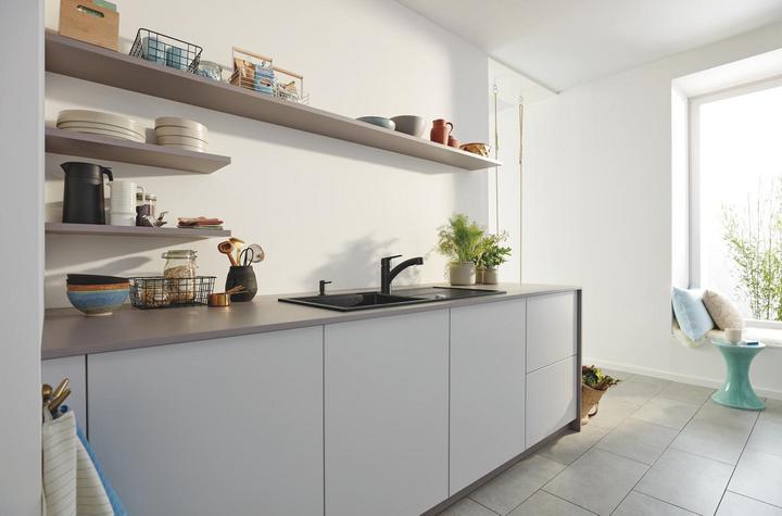 Produktbild Grohe Start QuickFix Küchenarmatur, herauszb. Dualspülbrause, einfache Installation, schwenkbar, mattschwa