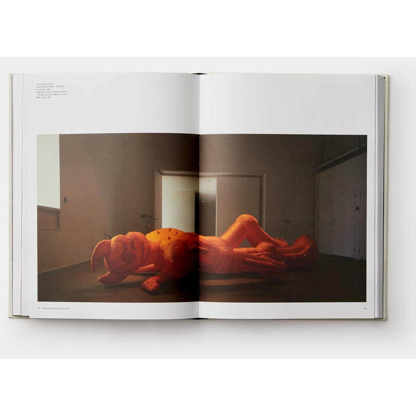 Thumbnail - Korean Art From 1953 : Collision Innovation and Interaction, Sachbücher von Sunjung Kim, Yeon Shim Chung, Keith B. Wagne...
