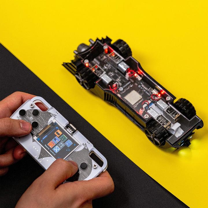 Immagine prodotto CircuitMess Batmobile™ - Auto robot autonoma - Kit elettronico