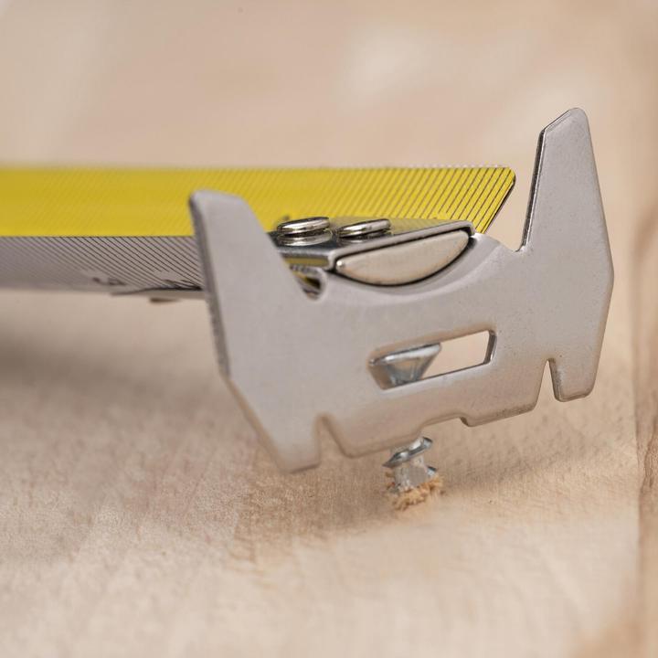 Actual product image Stier Premium pocket tape measure 5 m x 32 mm with magnet and stainless steel hook
