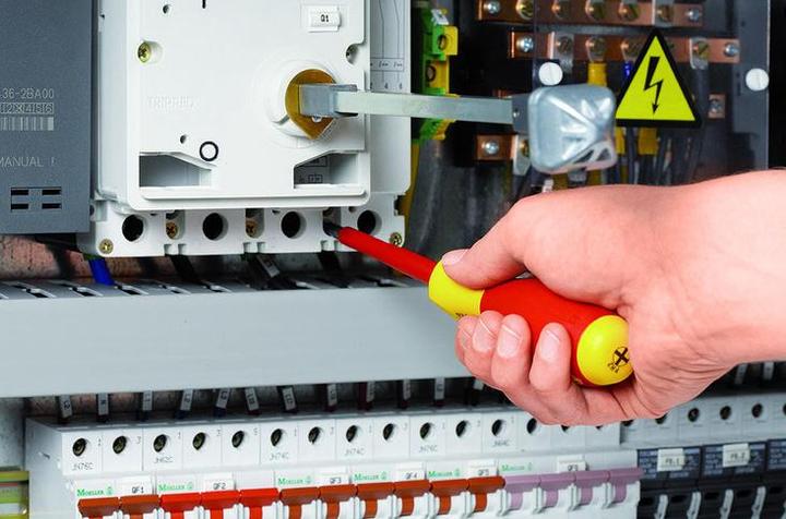Actual product image Wiha Screwdriver set (Slotted screws, Phillipps cross recess (PH))