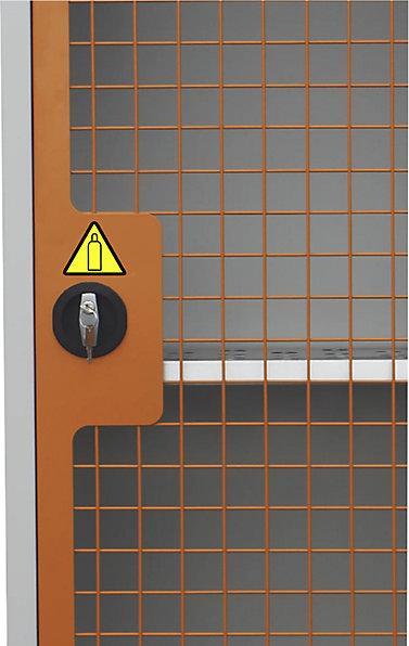 Image du produit eurokraft basic Armoire pour bouteilles de gaz, 1 porte, h x l x p 1550 x 680 x 680 mm.