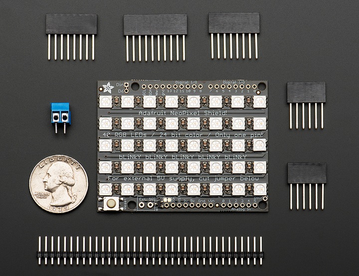 Immagine prodotto Adafruit NeoPixel Shield per Arduino 40 RGB LED Pixel Matr