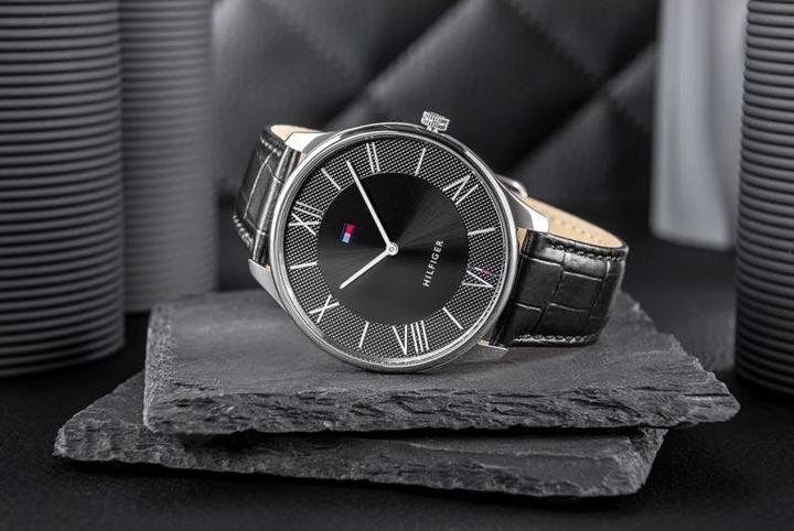 Immagine prodotto Tommy Hilfiger Becker 1710516 (Orologio da polso analogico, 43 mm)