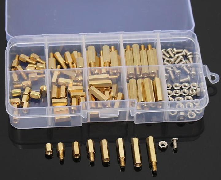Actual product image Play-Zone 120-piece set with spacers 6mm 20mm screws and