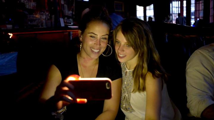 Produktbild PhoneLook Hülle Lumee Selphie LED (Apple iPhone X)