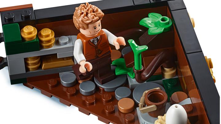 Actual product image LEGO Newt's Case of Magical Creatures (75952, LEGO Harry Potter)