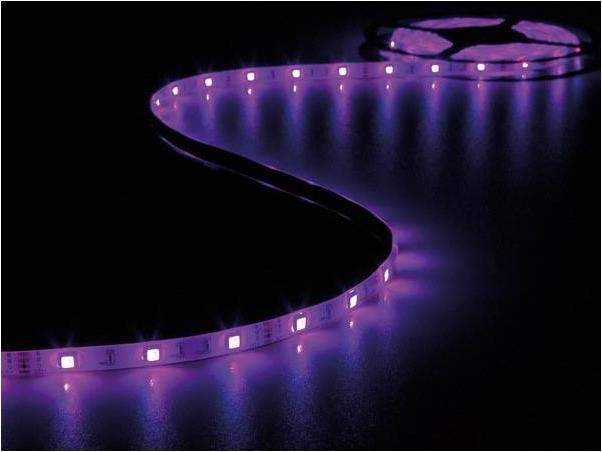 Produktbild LED Strips Consumer SET MIT FLEXIBLEM LED-STREIFEN, CONTROLLER UND NETZTEIL - RGB - 150 LEDs - 5 m - 12 VDC (RGB, 500 cm, Indoor)