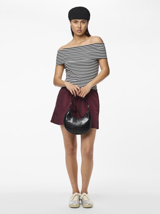 Actual product image Pieces PCLAYA Off Shoulder Top (L)