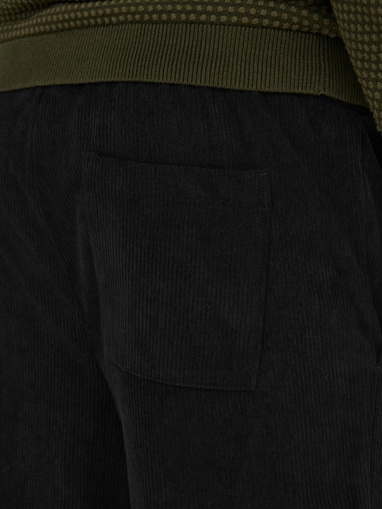Image du produit Only & Sons ONSSINUS Locker geschnitten Hose mit weitem Beinschnitt Hose mit weitem Beinschnitt (L)