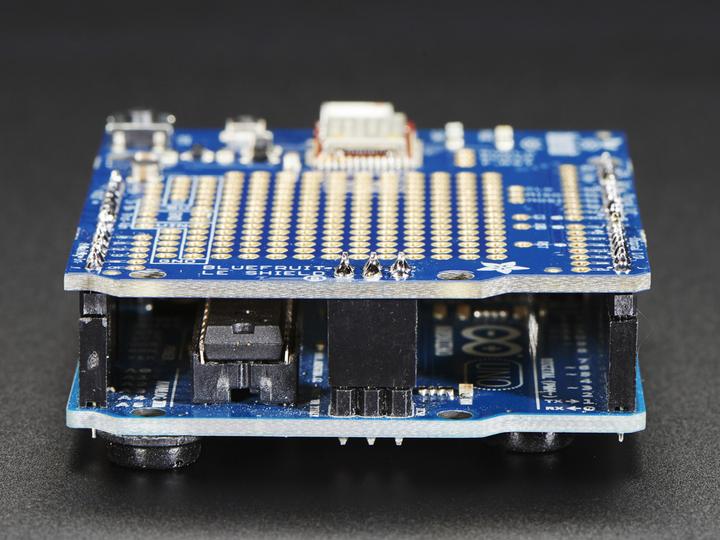 Image du produit Adafruit Bluefruit LE Shield Bluetooth LE pour Arduino (Bouclier)